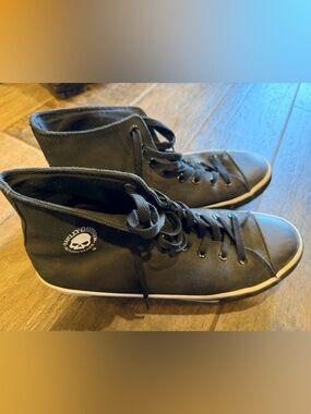 Harley-Davidson Black High-Top Sneakers with White Trim color of dusty black